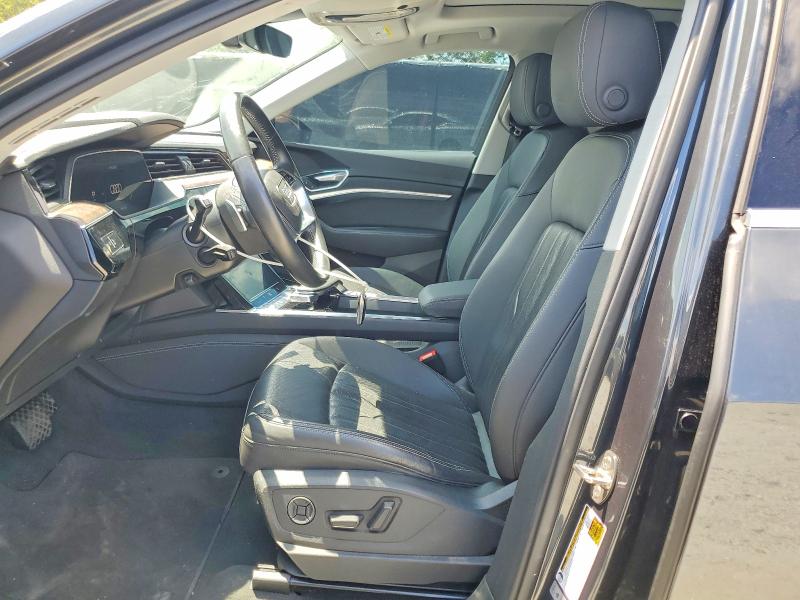 2019 Audi E-tron მანქანა იყიდება აუქციონზე, vin: WA1LAAGE7KB024783, აუქციონის ნომერი: 60629146