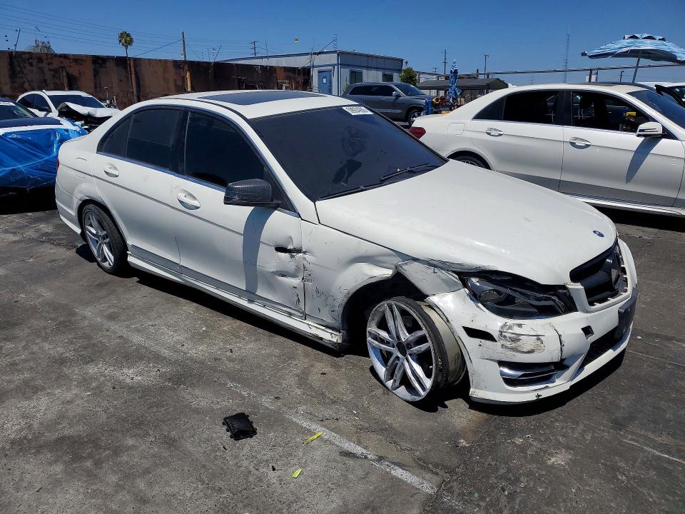 Продажа на аукционе авто 2012 Mercedes-benz C, vin: WDDGF8BB0CF920180, номер лота: 59904286