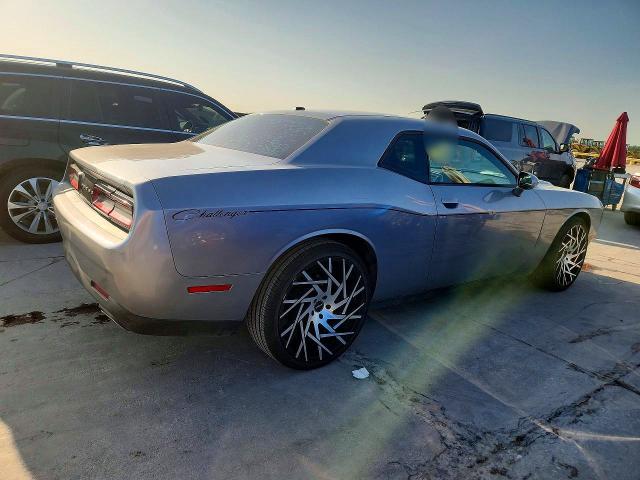 61640176 :رقم المزاد ، 2C3CDZAG7FH873366 vin ، 2015 Dodge Challenger مزاد بيع