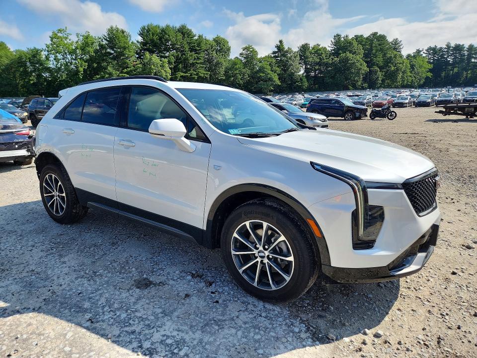 2024 Cadillac Xt4 მანქანა იყიდება აუქციონზე, vin: 1GYFZFR48RF244671, აუქციონის ნომერი: 59844496