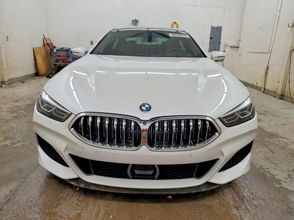 Продажа на аукционе авто 2022 Bmw M850xi, vin: WBAGV8C00NCG97413, номер лота: 62559676