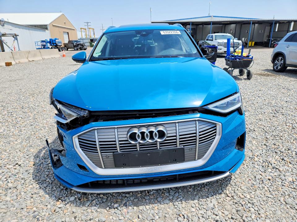 Aukcja sprzedaży 2019 Audi E-tron, vin: WA1LAAGE0KB002883, numer aukcji: 63522356