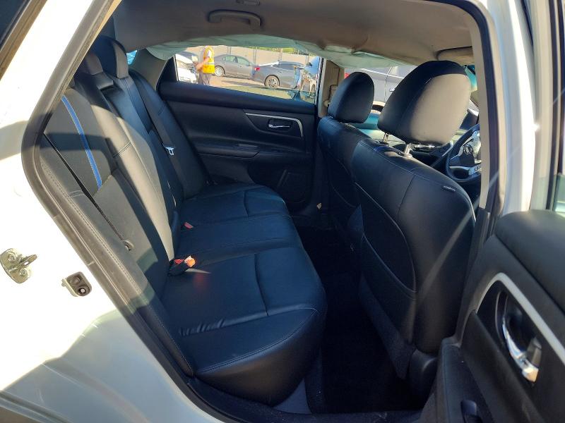 85792855 :رقم المزاد ، 1N4AL3APXJC142774 vin ، 2018 Nissan Altima مزاد بيع
