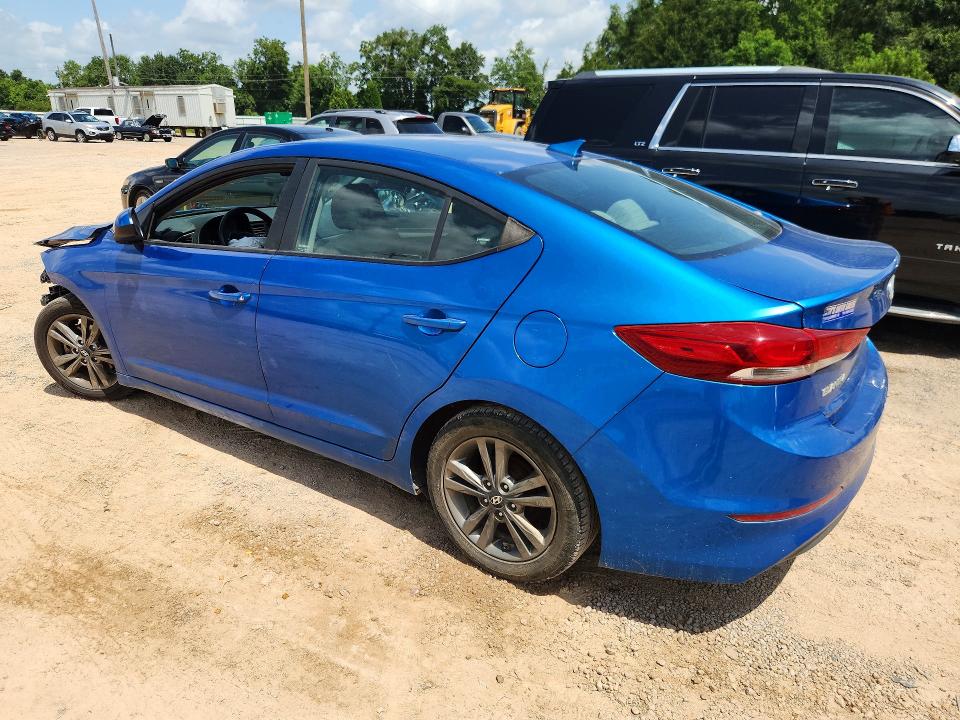 61995126 :رقم المزاد ، 5NPD84LF4HH009641 vin ، 2017 Hyundai Elantra مزاد بيع