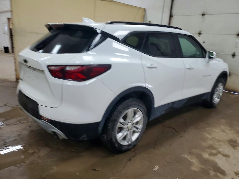 61737286 :رقم المزاد ، 3GNKBBRA8LS532966 vin ، 2020 Chevrolet Blazer مزاد بيع
