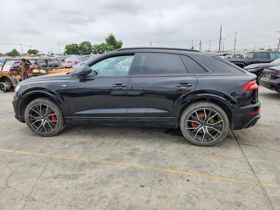 59616536 :رقم المزاد ، WA1EVAF18LD006634 vin ، 2020 Audi Q8 مزاد بيع