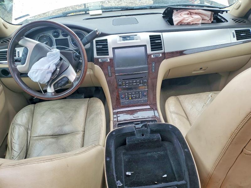 Продаж на аукціоні авто 2011 Cadillac Escalade, vin: 1GYS4CEF2BR216839, номер лоту: 63528826