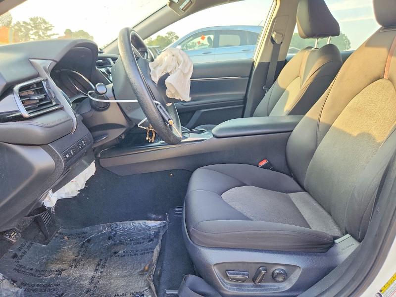 63127256 :رقم المزاد ، 4T1B11HK0KU203673 vin ، 2019 Toyota Camry مزاد بيع