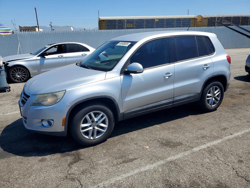 2011 Volkswagen Tiguan მანქანა იყიდება აუქციონზე, vin: WVGAV7AX4BW538268, აუქციონის ნომერი: 60508926