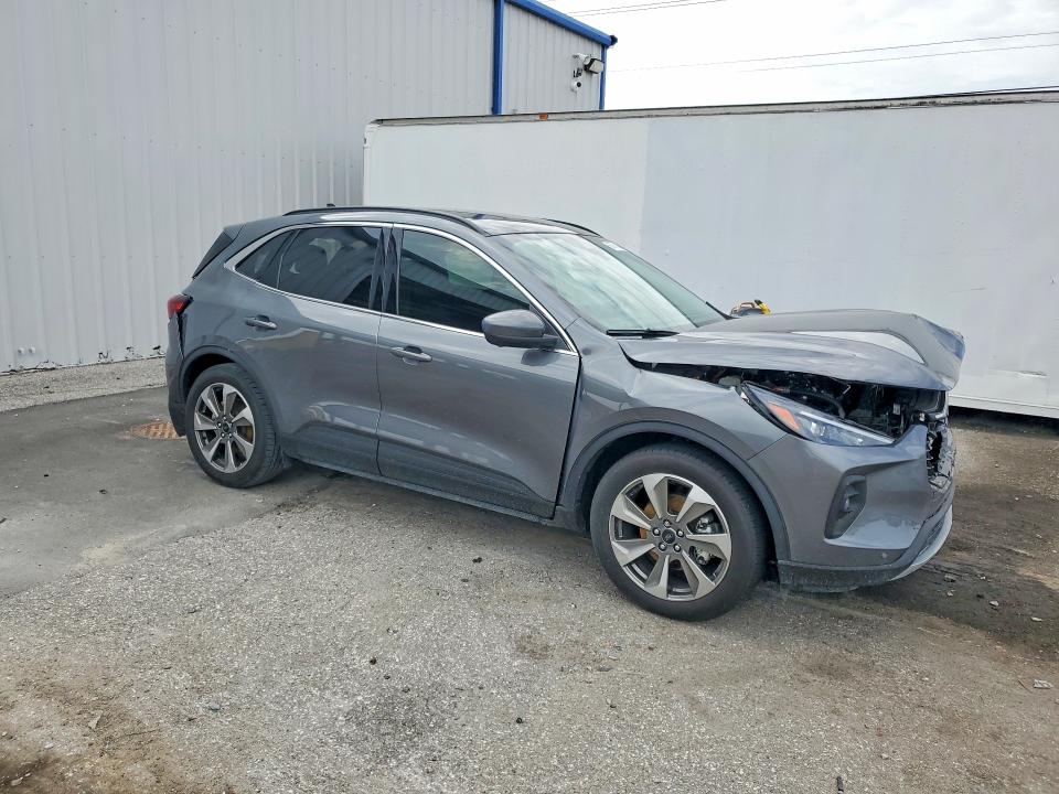 Продажа на аукционе авто 2025 Ford Escape, vin: 1FMCU0JZ2SUA15394, номер лота: 60761306