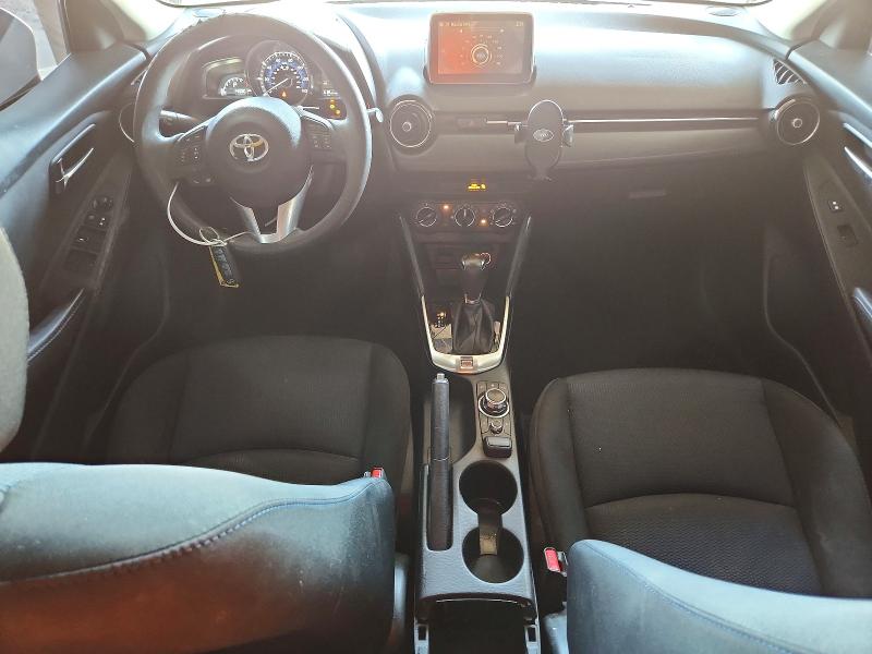 60493936 :رقم المزاد ، 3MYDLBYV1JY306413 vin ، 2018 Toyota Yaris Ia مزاد بيع