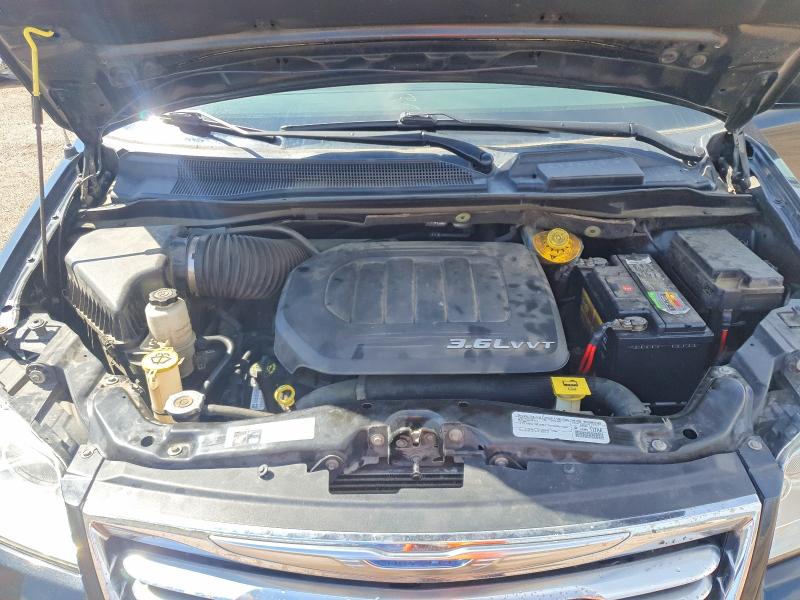 2015 Chrysler Town & Country მანქანა იყიდება აუქციონზე, vin: 2C4RC1BGXFR538007, აუქციონის ნომერი: 62687846