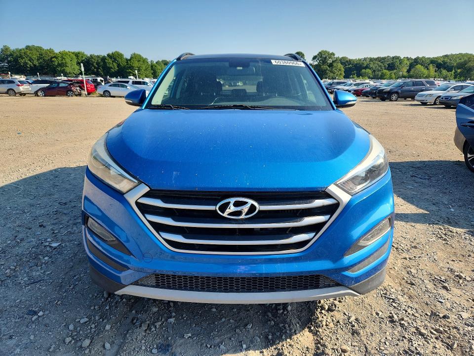 60380966 :رقم المزاد ، KM8J33A27JU805383 vin ، 2018 Hyundai Tucson مزاد بيع