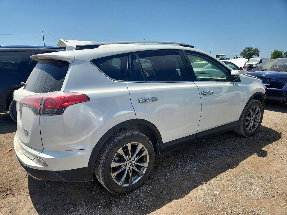 2018 Toyota Rav4 მანქანა იყიდება აუქციონზე, vin: JTMDFREVXJJ186702, აუქციონის ნომერი: 61481846