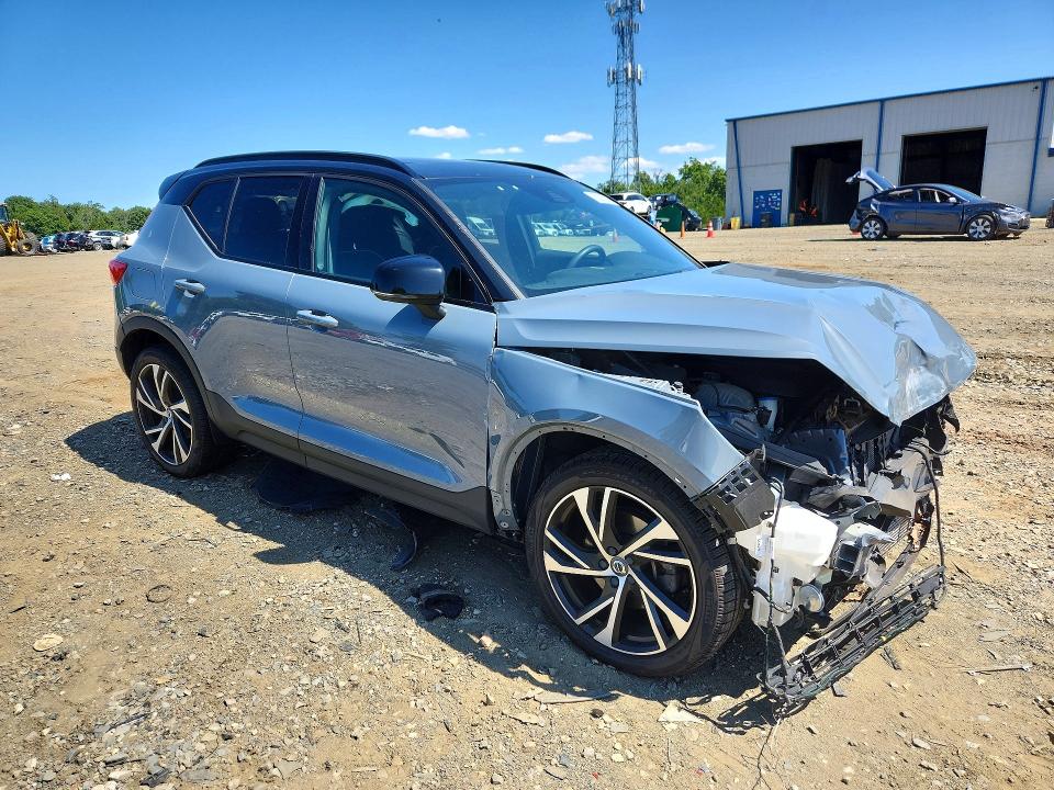 Продажа на аукционе авто 2021 Volvo Xc40, vin: YV4162UM7M2612487, номер лота: 62292806