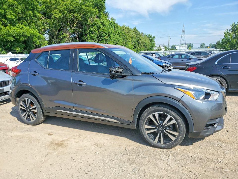 Aukcja sprzedaży 2018 Nissan Kicks, vin: 3N1CP5CU8JL529708, numer aukcji: 61012046