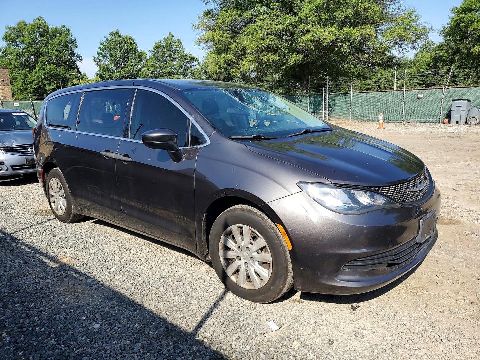 60950326 :رقم المزاد ، 2C4RC1AG1JR258020 vin ، 2018 Chrysler Pacifica مزاد بيع