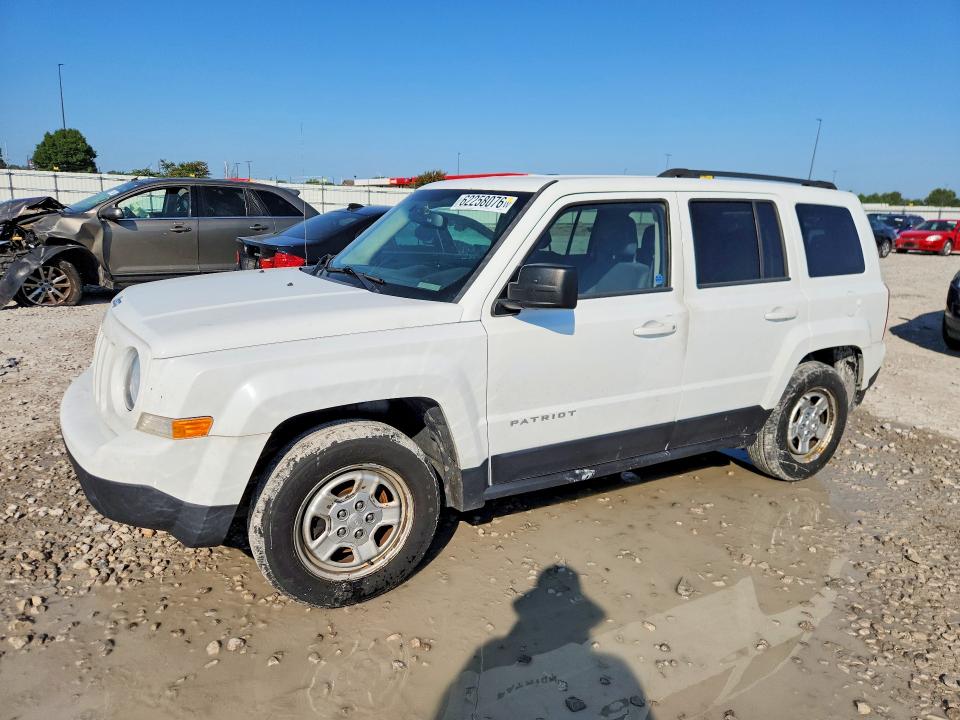 Auction sale of the 2016 Jeep Patriot, vin: 1C4NJPBA4GD670378, lot number: 62258076