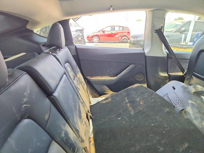 Продажа на аукционе авто 2023 Tesla Model Y, vin: 7SAYGDEEXPF909985, номер лота: 61824766