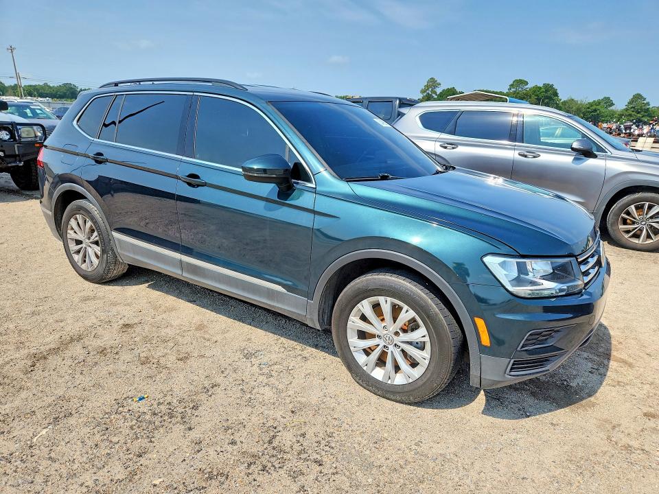 Продаж на аукціоні авто 2018 Volkswagen Tiguan, vin: 3VV3B7AX0JM055320, номер лоту: 63498916