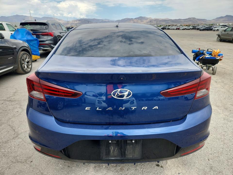 2020 Hyundai Elantra მანქანა იყიდება აუქციონზე, vin: 5NPD84LF0LH566815, აუქციონის ნომერი: 61608796