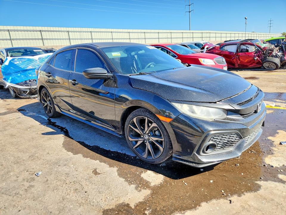 2018 Honda Civic მანქანა იყიდება აუქციონზე, vin: SHHFK7H49JU221117, აუქციონის ნომერი: 62912406