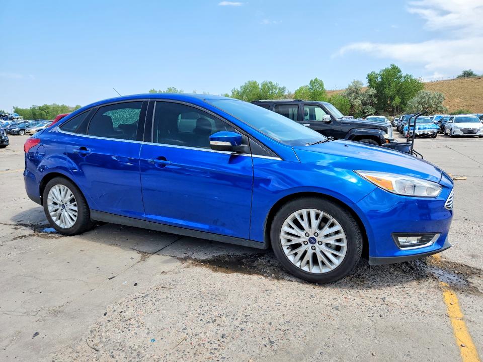 63213266 :رقم المزاد ، 1FADP3J22JL260095 vin ، 2018 Ford Focus مزاد بيع