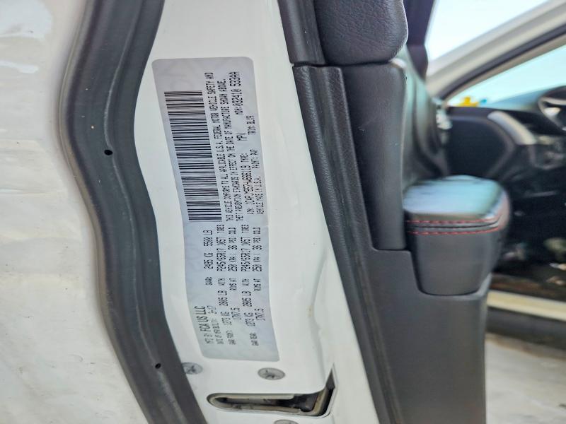 60769836 :رقم المزاد ، 1C4PJMBS7HW666119 vin ، 2017 Jeep Cherokee مزاد بيع