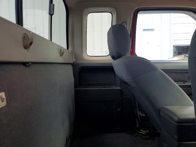 60178456 :رقم المزاد ، 1N6DD26T14C471059 vin ، 2004 Nissan Frontier مزاد بيع