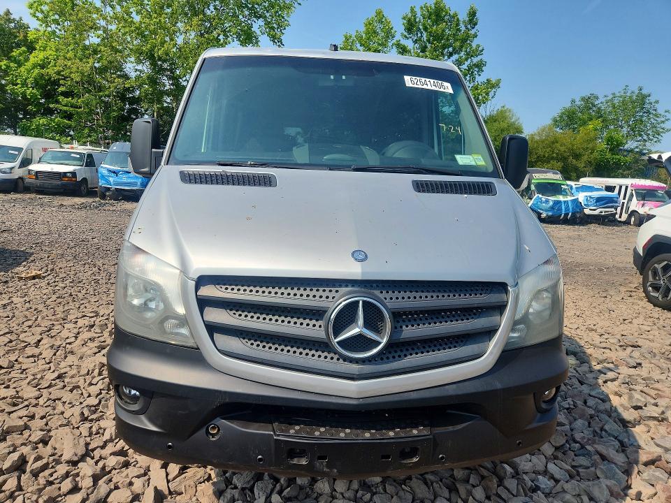62641406 :رقم المزاد ، WDZPE7CC1F5945078 vin ، 2015 Mercedes-benz Sprinter مزاد بيع