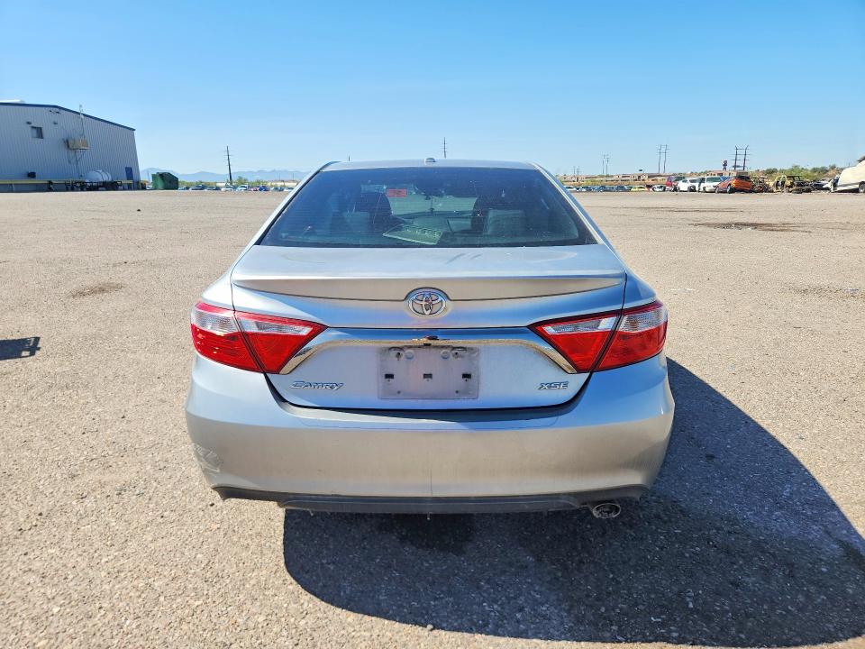 2015 Toyota Camry მანქანა იყიდება აუქციონზე, vin: 4T1BF1FK7FU493100, აუქციონის ნომერი: 62461086