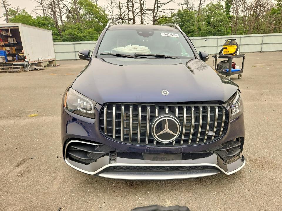 61601896 :رقم المزاد ، 4JGFF8KE7MA253635 vin ، 2021 Mercedes-benz Gls مزاد بيع