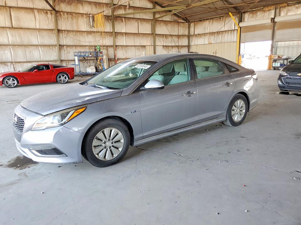 2016 Hyundai Sonata Hybrid მანქანა იყიდება აუქციონზე, vin: KMHE24L15GA014150, აუქციონის ნომერი: 63189546