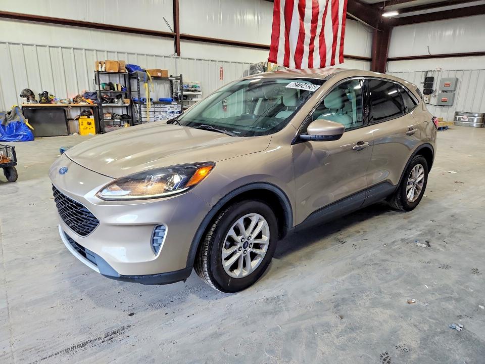 62724826 :رقم المزاد ، 1FMCU0G67LUB55780 vin ، 2020 Ford Escape مزاد بيع