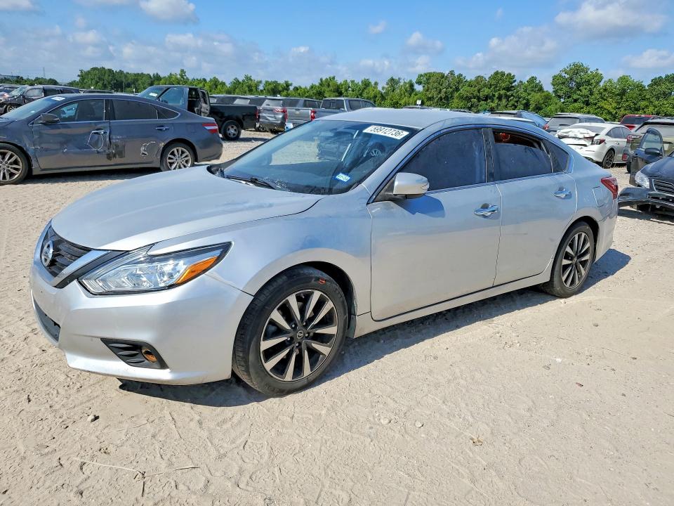59912736 :رقم المزاد ، 1N4AL3APXJC140877 vin ، 2018 Nissan Altima مزاد بيع