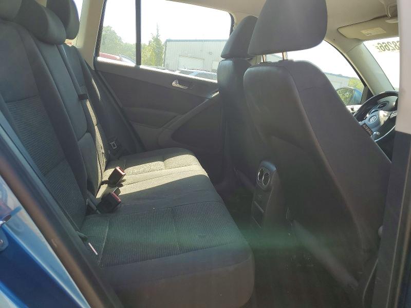Auction sale of the 2017 Volkswagen Tiguan, vin: WVGAV7AX6HK042629, lot number: 59668266