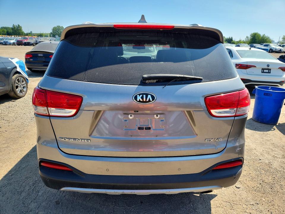 61415556 :رقم المزاد ، 5XYPHDA59HG326250 vin ، 2017 Kia Sorento مزاد بيع