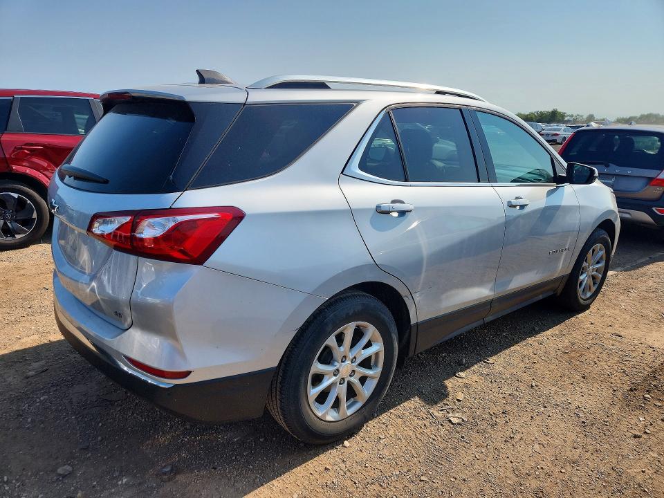 62463946 :رقم المزاد ، 2GNAXJEV0J6261638 vin ، 2018 Chevrolet Equinox مزاد بيع