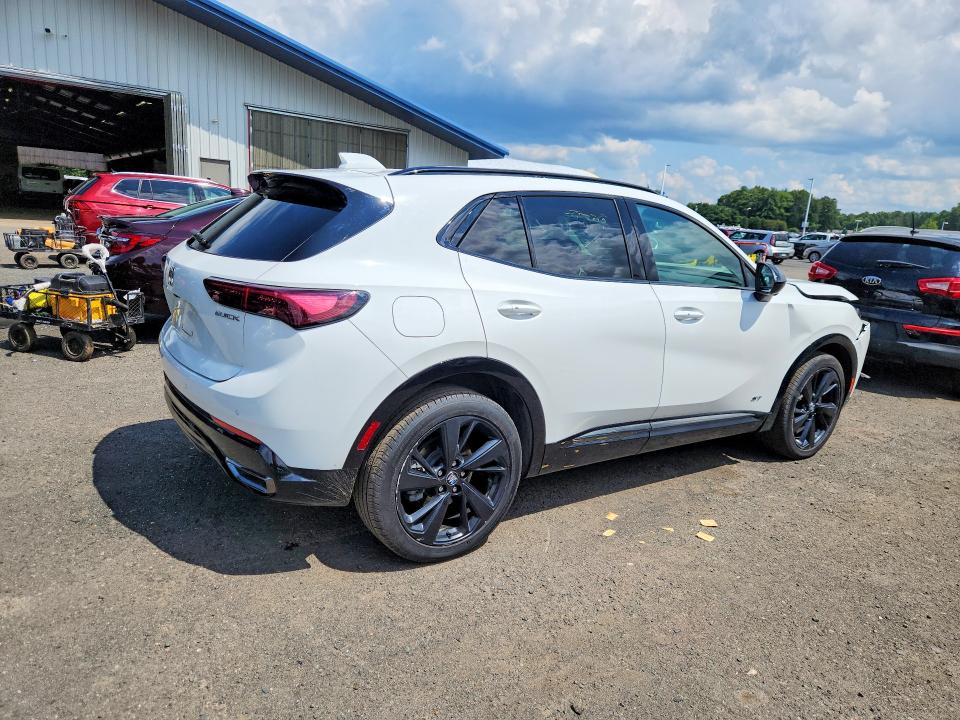 62445556 :رقم المزاد ، LRBFZPE41RD051550 vin ، 2024 Buick Envision مزاد بيع