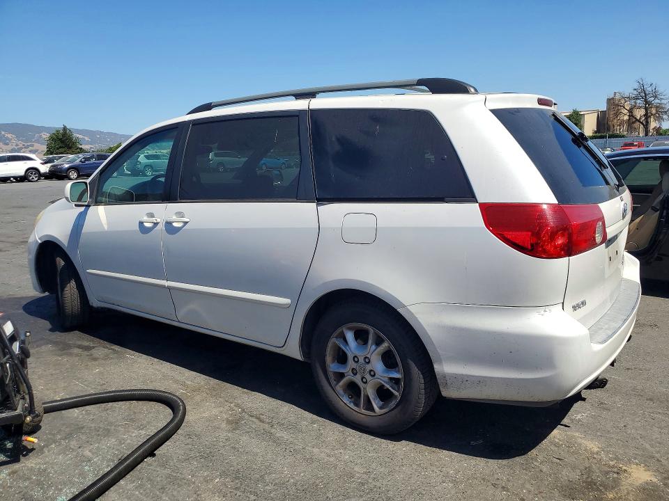61002176 :رقم المزاد ، 5TDZA22C56S515668 vin ، 2006 Toyota Sienna مزاد بيع