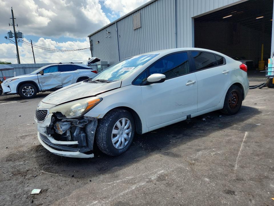 Продаж на аукціоні авто 2015 Kia Forte, vin: KNAFK4A64F5293778, номер лоту: 61338626