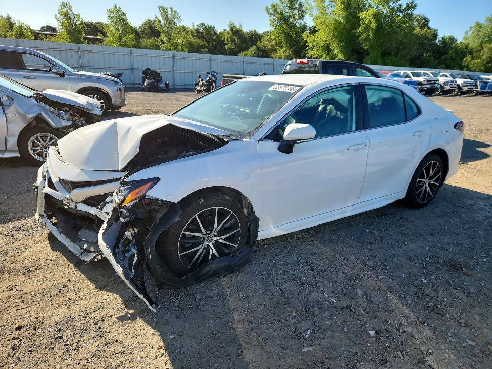 Aukcja sprzedaży 2022 Toyota Camry, vin: 4T1G11BK2NU069090, numer aukcji: 62221706
