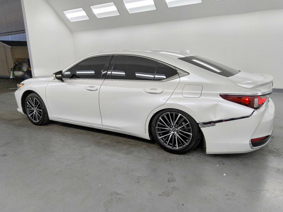 2025 Lexus Es 300h მანქანა იყიდება აუქციონზე, vin: 58ADA1C10SU067397, აუქციონის ნომერი: 58302126