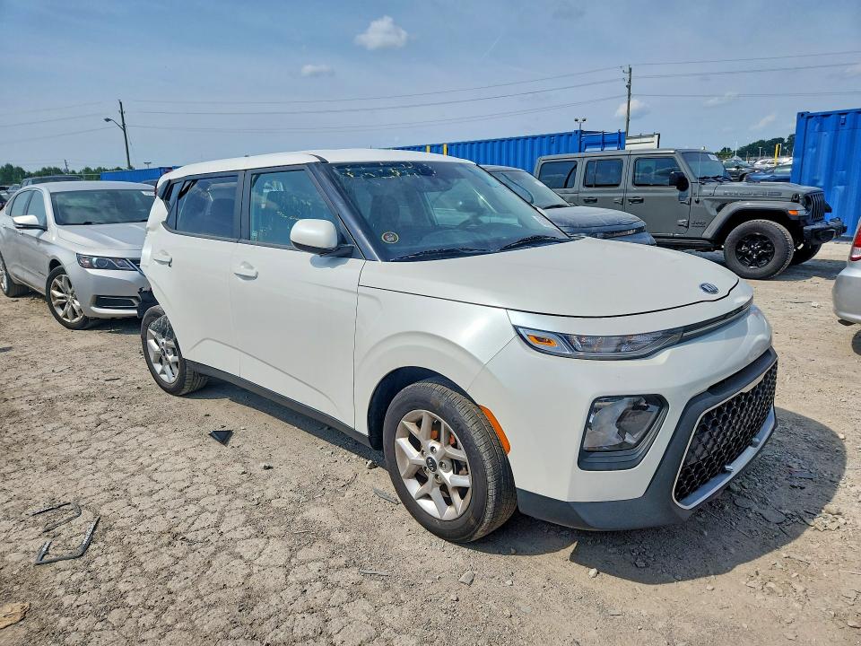62800536 :رقم المزاد ، KNDJ23AU0M7784761 vin ، 2021 Kia Soul مزاد بيع