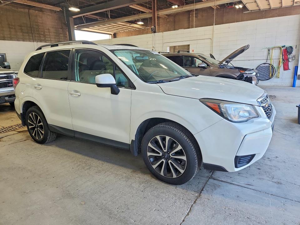 2017 Subaru Forester მანქანა იყიდება აუქციონზე, vin: JF2SJGEC4HH550043, აუქციონის ნომერი: 60832956
