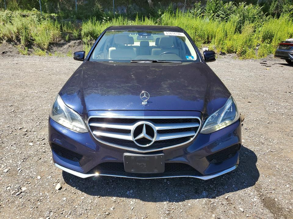 61814196 :رقم المزاد ، WDDHF8JB3FB112892 vin ، 2015 Mercedes-benz E مزاد بيع