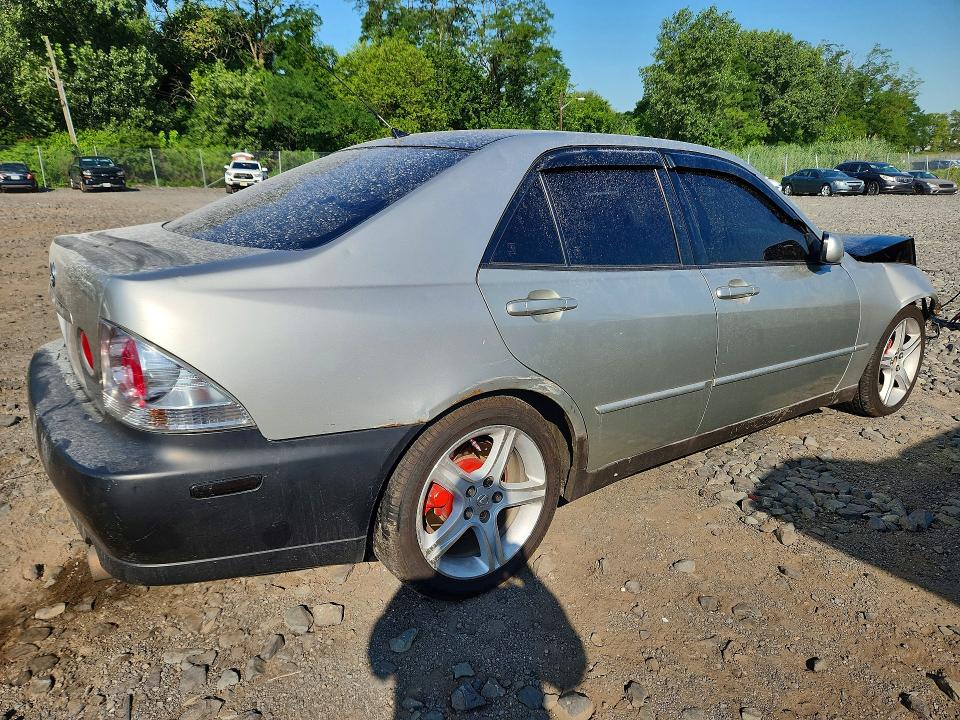 Aukcja sprzedaży 2001 Lexus Is, vin: JTHBD182210011722, numer aukcji: 61943976