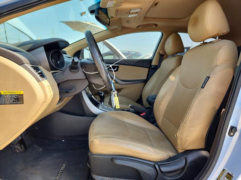 62984926 :رقم المزاد ، KMHDH4AE3CU324211 vin ، 2012 Hyundai Elantra مزاد بيع