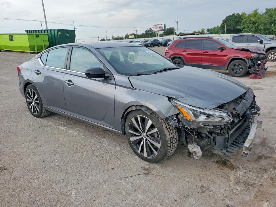 62330306 :رقم المزاد ، 1N4BL4CV7LC146905 vin ، 2020 Nissan Altima مزاد بيع