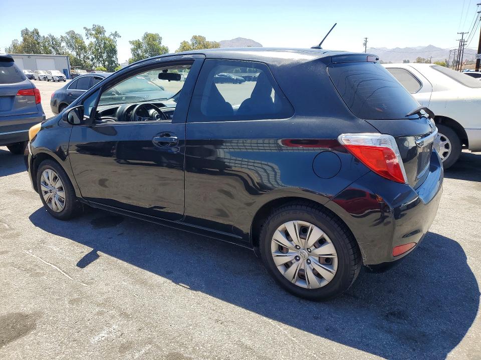 60640896 :رقم المزاد ، JTDJTUD32CD505266 vin ، 2012 Toyota Yaris مزاد بيع